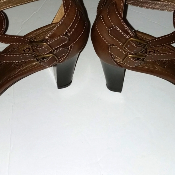 Mudd Charlet Sandal NWOT - Picture 9 of 11